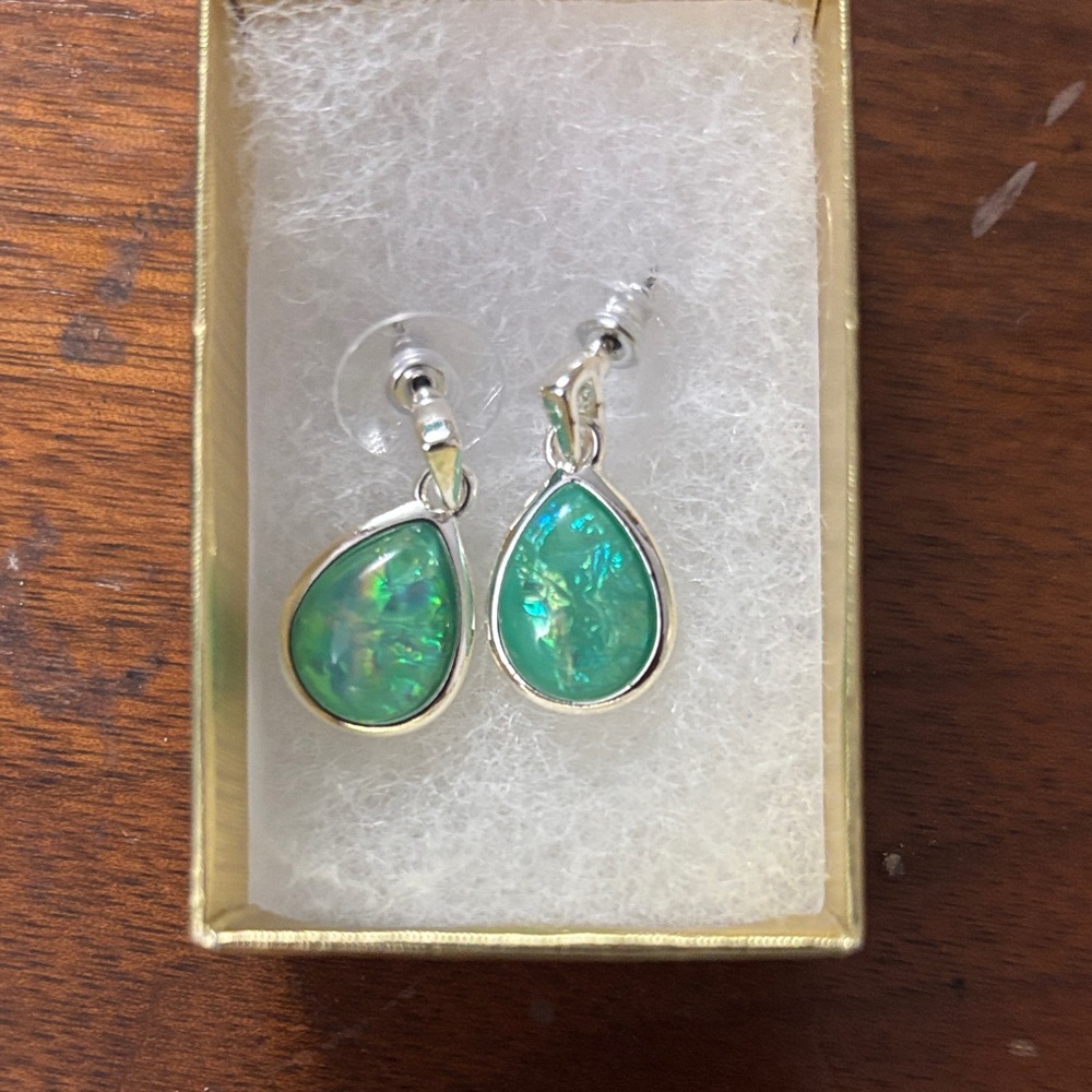 Elegant Silver and Green Teardrop Earrings